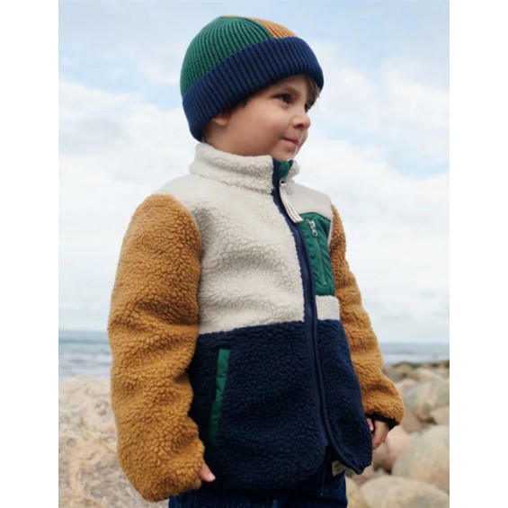 Nolan. Polar