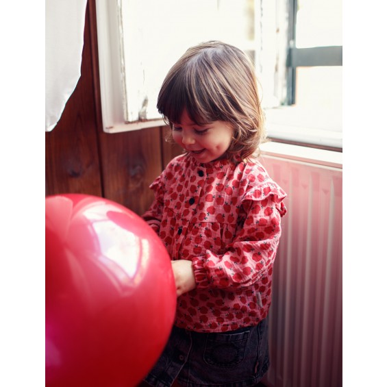 Blusa manzanitas rojas