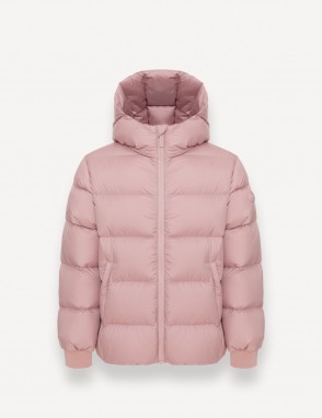 Plumi capucha