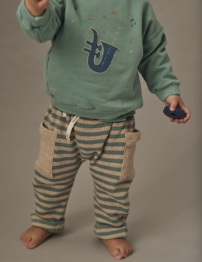 Nilo. Pantalon rayitas bolsillos