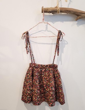 Falda flores