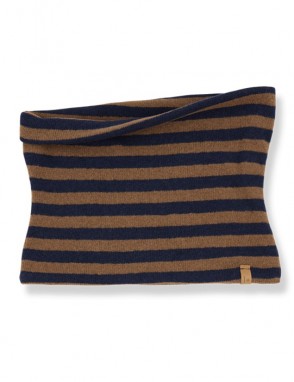Nur. Cuello rayas