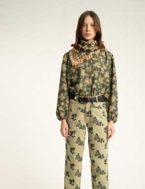 Blusa flores