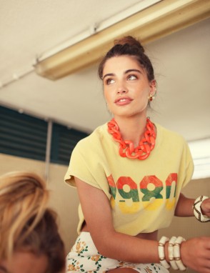 Kotoizko kamiseta motza